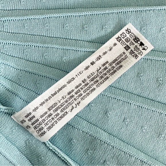 Elegant Blue Flared Dress - Picture 12 of 13